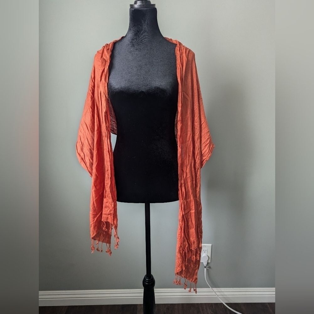 Lightweight Rust Scarf Soft Material With Tassels - Picture 5 of 8